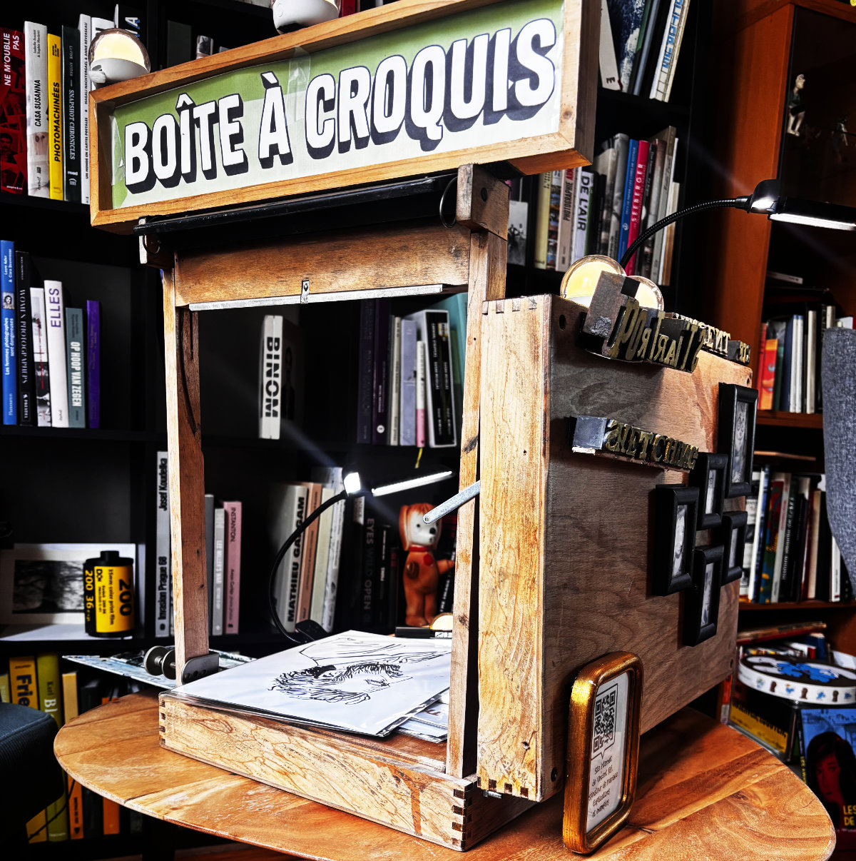 La boite à croquis vue de trois quart